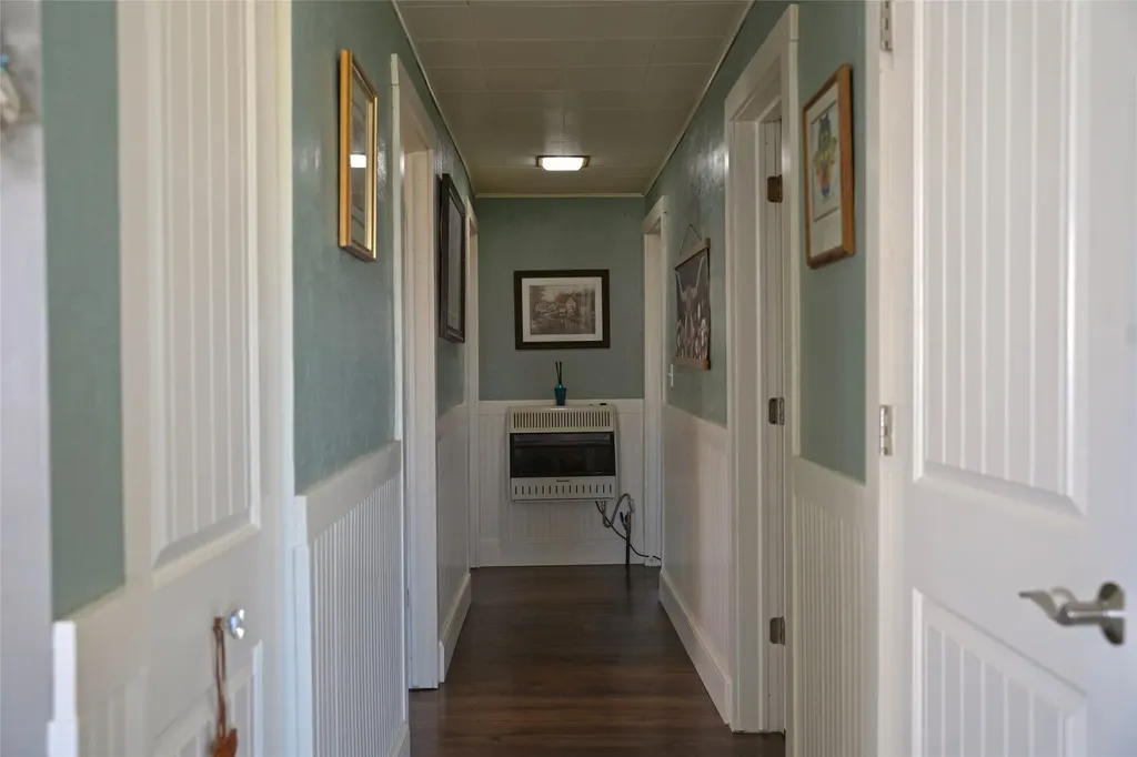 131 1st Avenue S Sunburst MT 59482