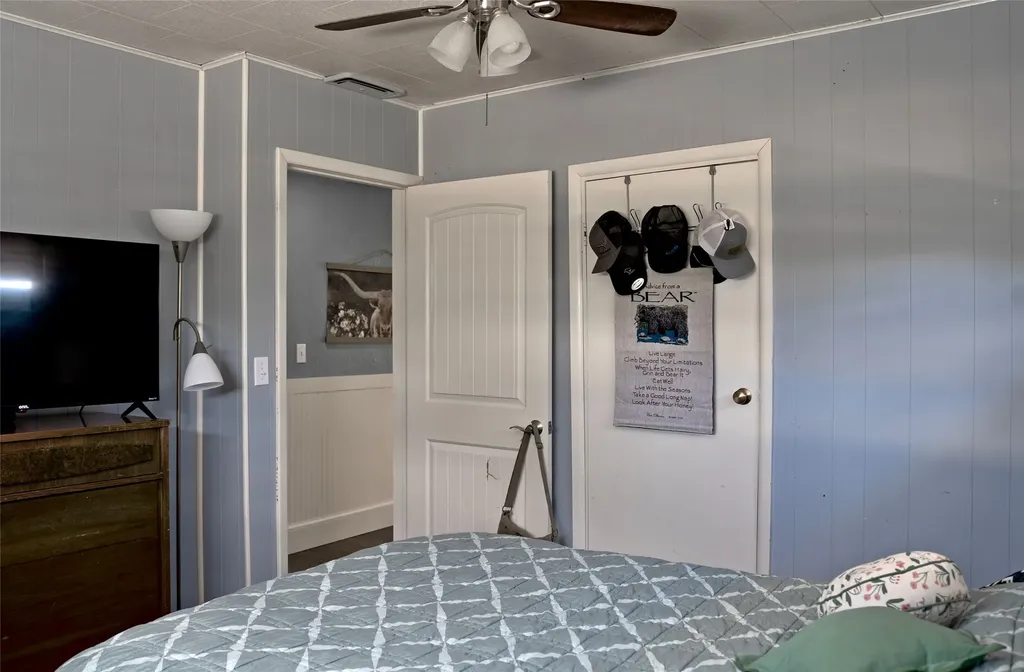 131 1st Avenue S Sunburst MT 59482