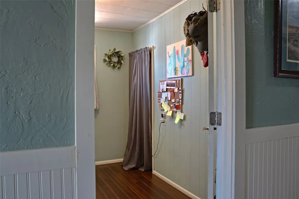 131 1st Avenue S Sunburst MT 59482