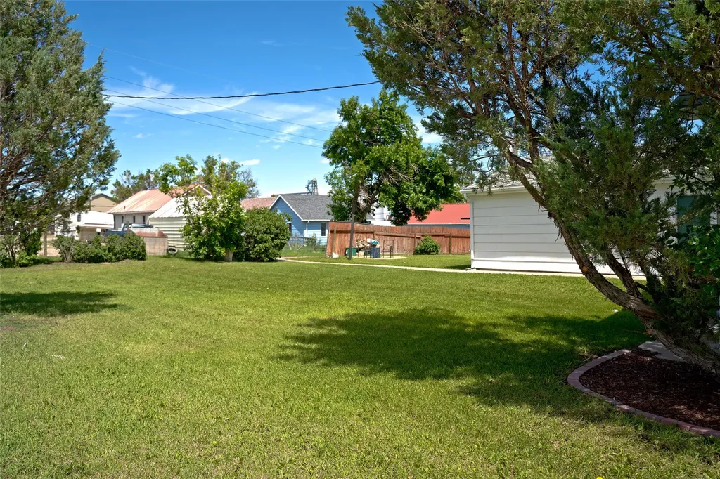 131 1st Avenue S Sunburst MT 59482
