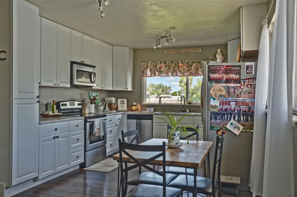 131 1st Avenue S Sunburst MT 59482