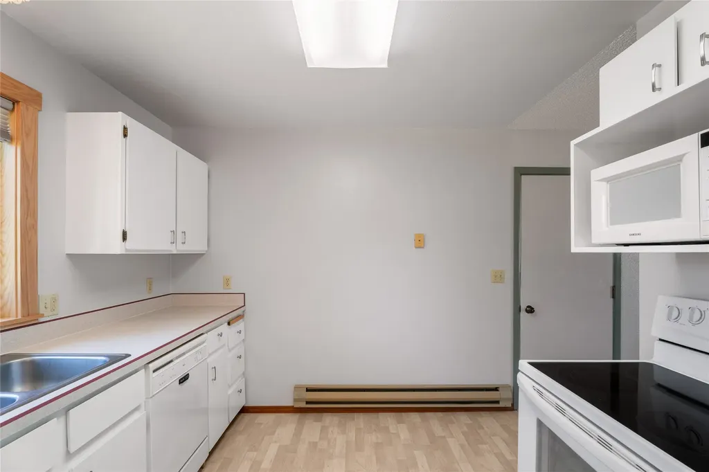 3761 E Lewis Street East Helena MT 59635