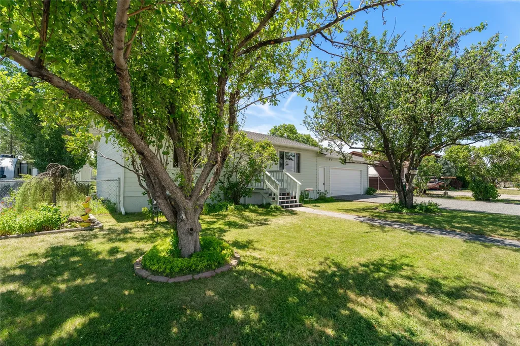 3761 E Lewis Street East Helena MT 59635