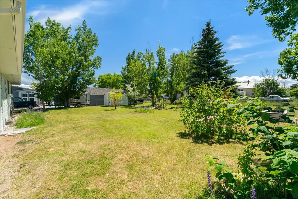 3761 E Lewis Street East Helena MT 59635