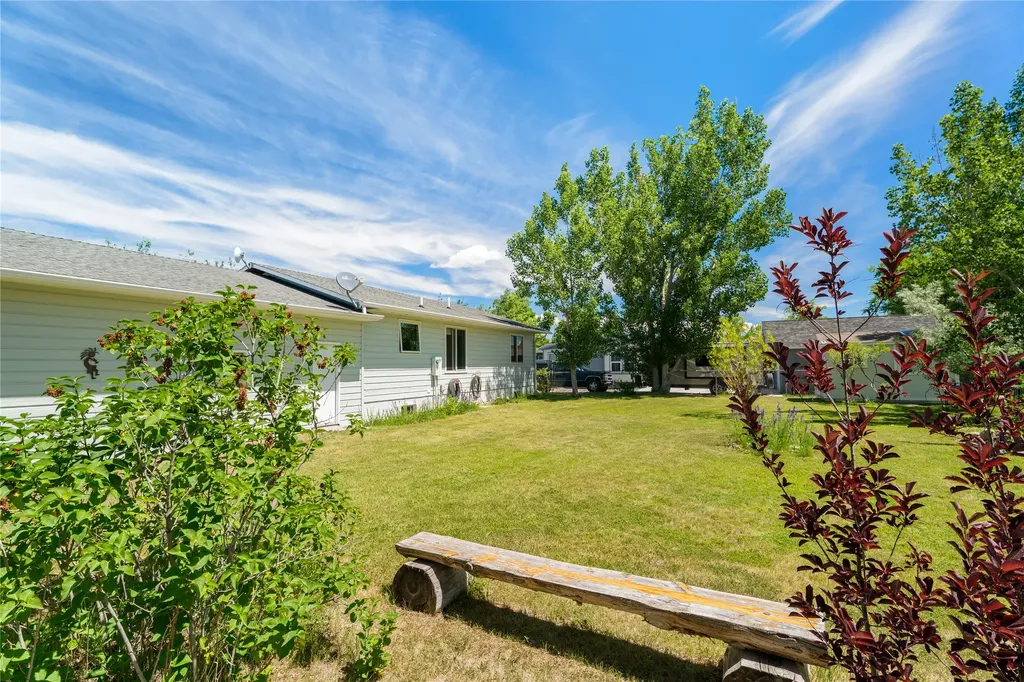 3761 E Lewis Street East Helena MT 59635