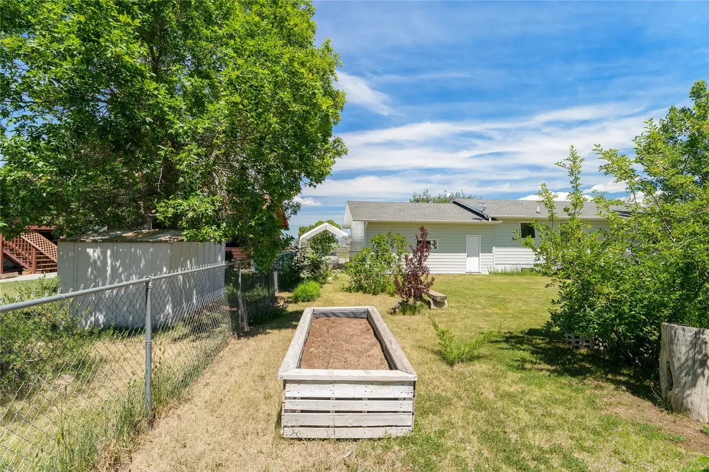 3761 E Lewis Street East Helena MT 59635