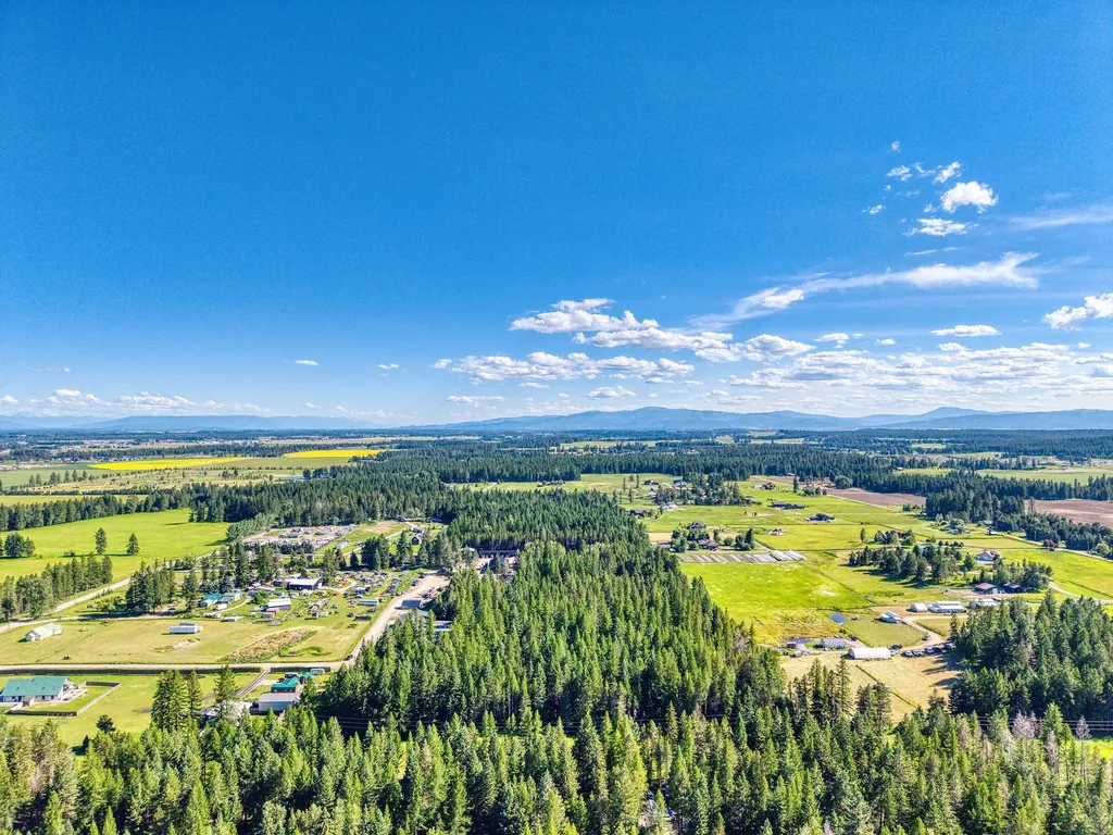219 Kinnikinnick Lane Columbia Falls MT 59912