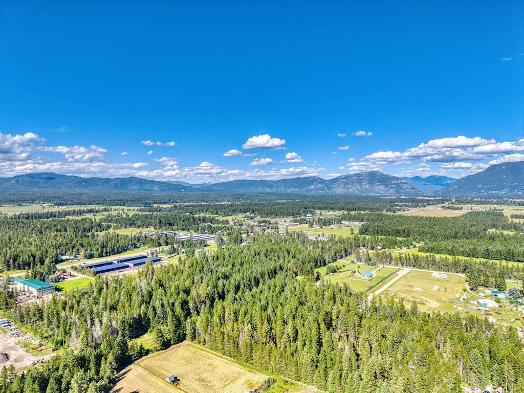 219 Kinnikinnick Lane Columbia Falls MT 59912
