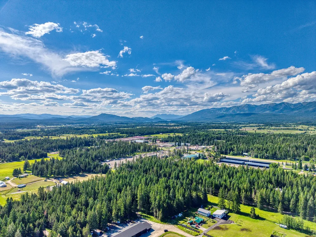 219 Kinnikinnick Lane Columbia Falls MT 59912
