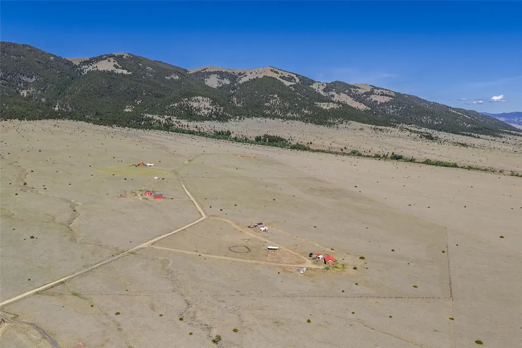 40 Windy Gulch Boulder MT 59632