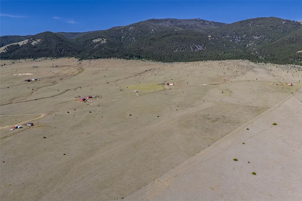 40 Windy Gulch Boulder MT 59632