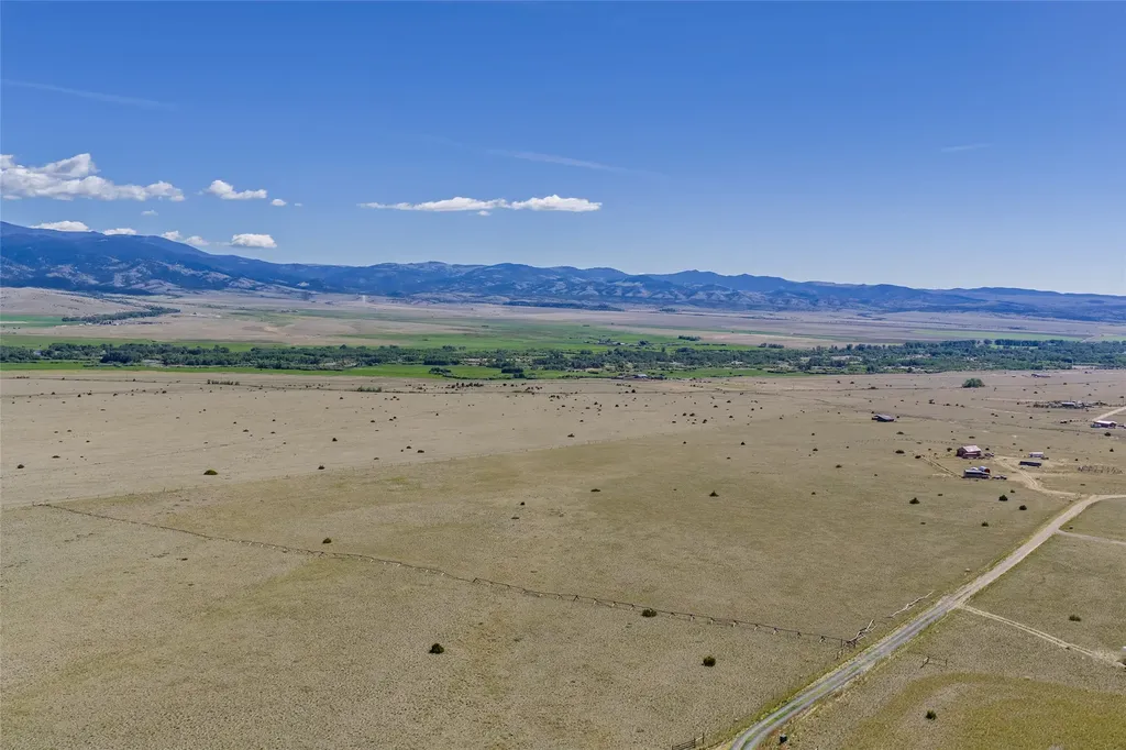 40 Windy Gulch Boulder MT 59632