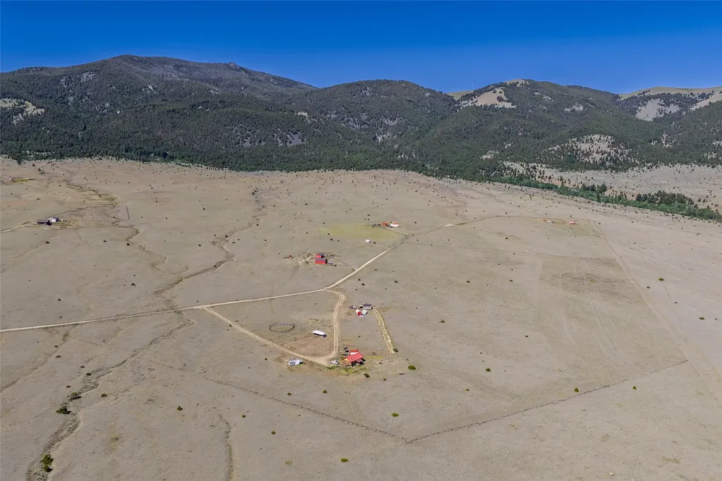 40 Windy Gulch Boulder MT 59632