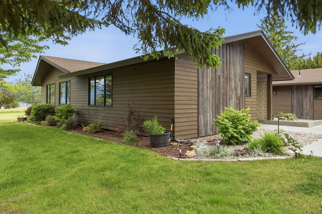586 Cash Nichols Road Stevensville MT 59870