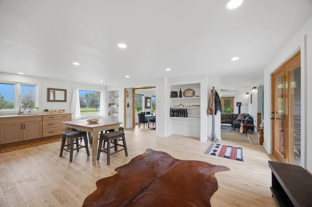 586 Cash Nichols Road Stevensville MT 59870