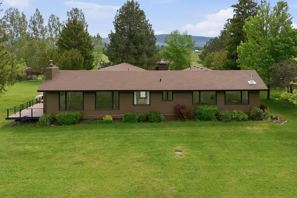 586 Cash Nichols Road Stevensville MT 59870