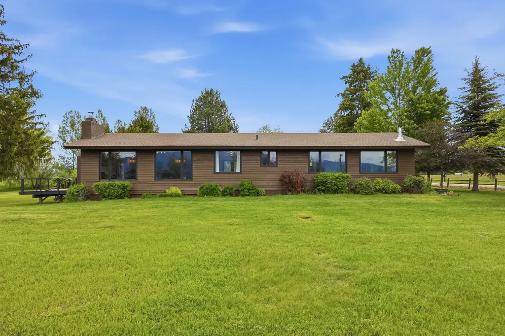 586 Cash Nichols Road Stevensville MT 59870