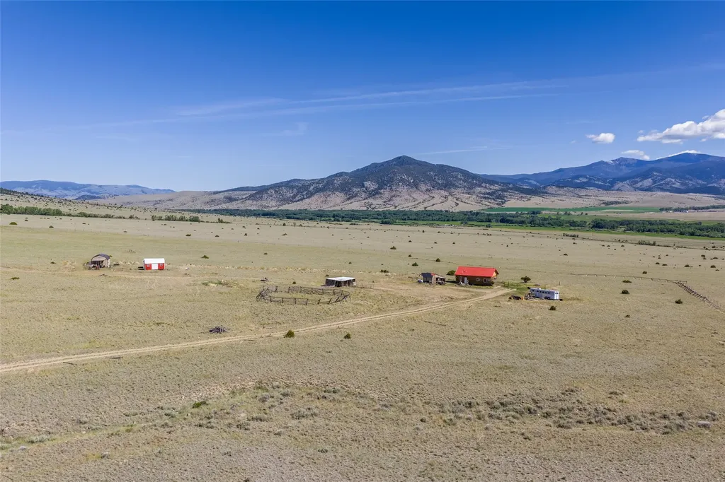 24 Windy Gulch Boulder MT 59632