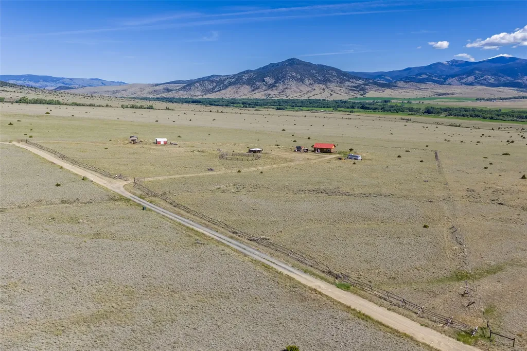24 Windy Gulch Boulder MT 59632