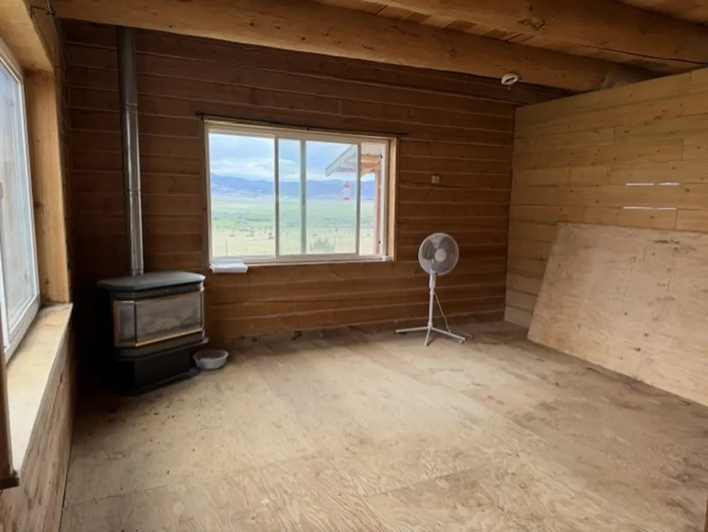 24 Windy Gulch Boulder MT 59632