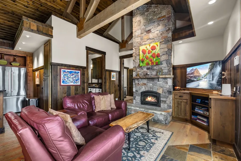 3621 E Lakeshore Drive Whitefish MT 59937