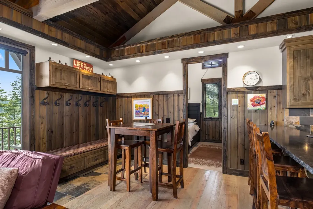 3621 E Lakeshore Drive Whitefish MT 59937