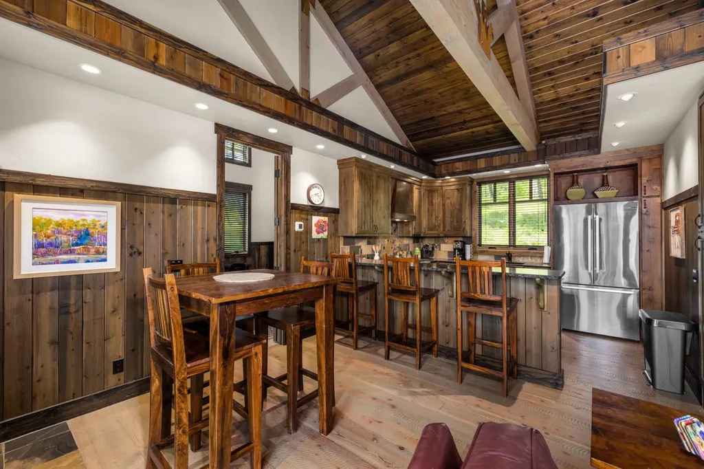 3621 E Lakeshore Drive Whitefish MT 59937