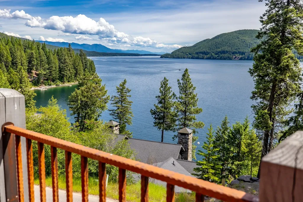 3621 E Lakeshore Drive Whitefish MT 59937