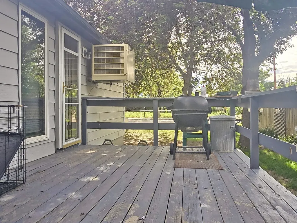 209 Madison Street Shelby MT 59474