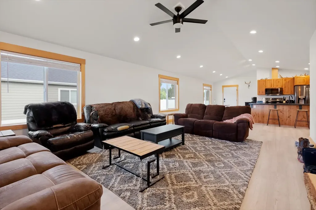 81 Shorty Way Kalispell MT 59901