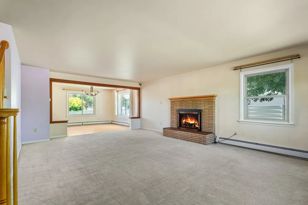 1037 N Ewing Street Helena MT 59601