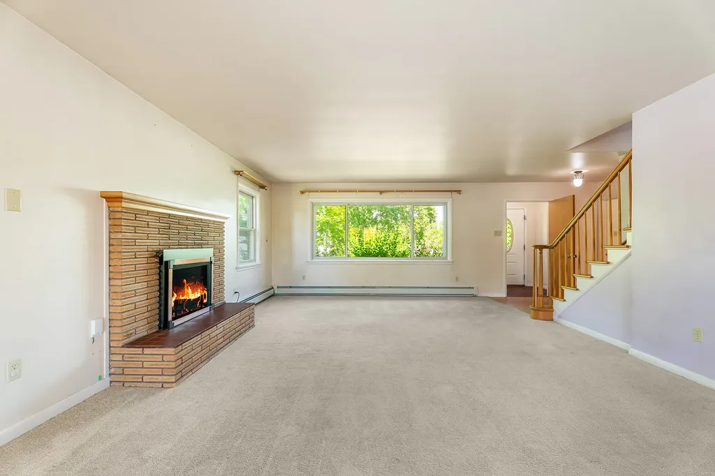 1037 N Ewing Street Helena MT 59601
