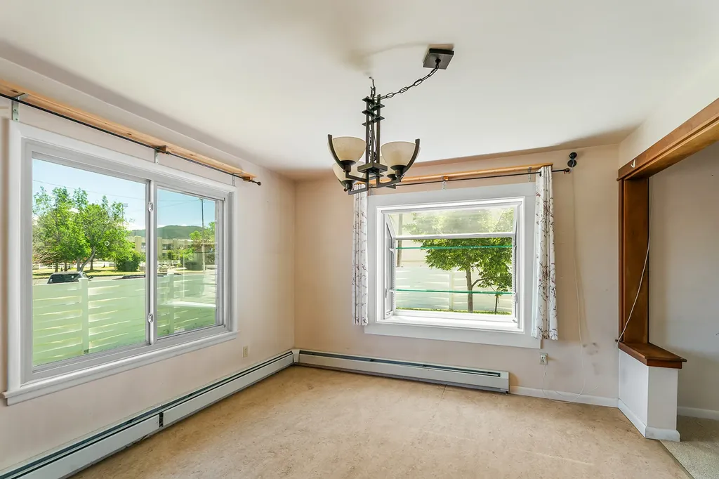 1037 N Ewing Street Helena MT 59601