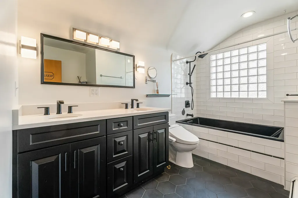 1037 N Ewing Street Helena MT 59601