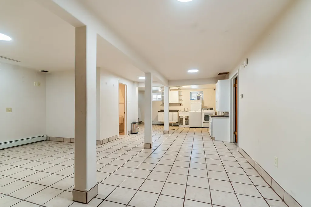 1037 N Ewing Street Helena MT 59601