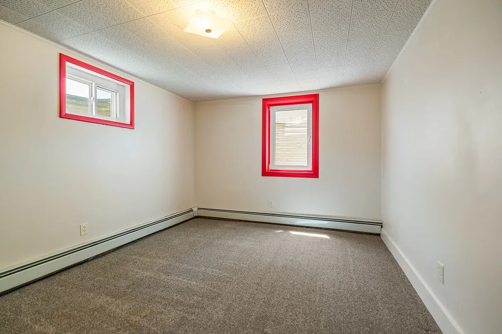1037 N Ewing Street Helena MT 59601