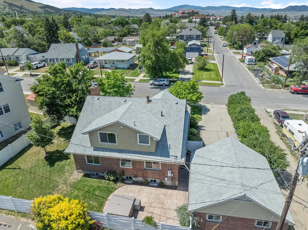 1037 N Ewing Street Helena MT 59601