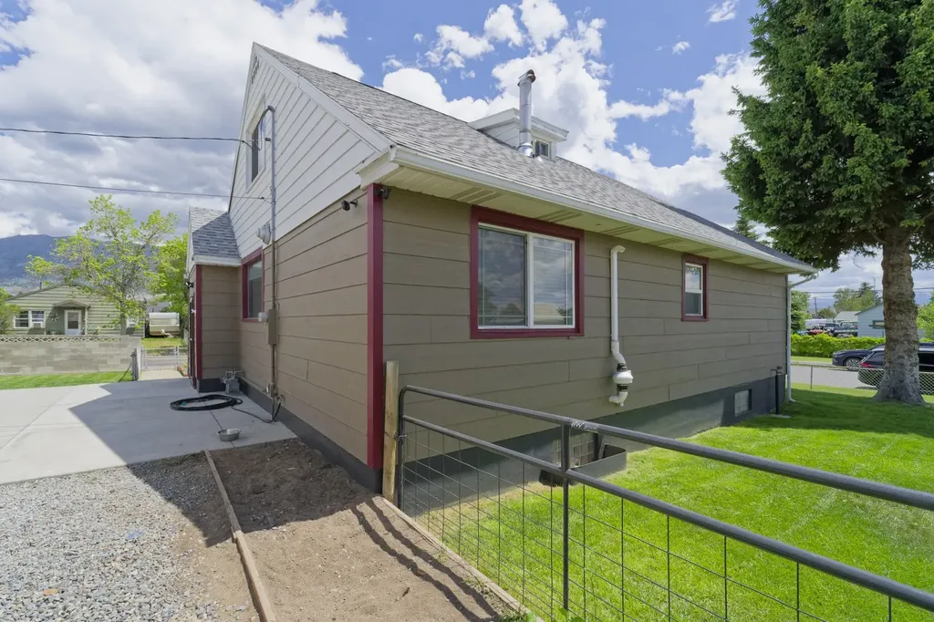1845 Elm Street Butte MT 59701