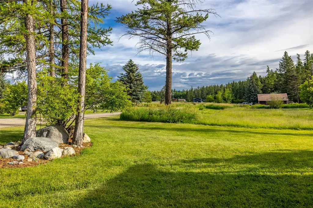 379 Deer Trail Whitefish MT 59937