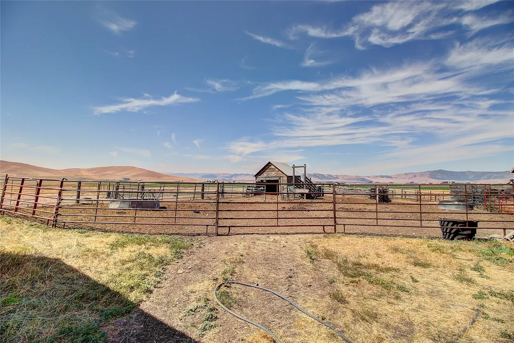 41263 Forman Road Polson MT 59860