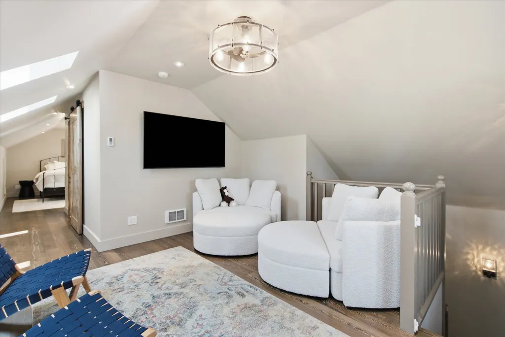 965 Eastman Drive Bigfork MT 59911