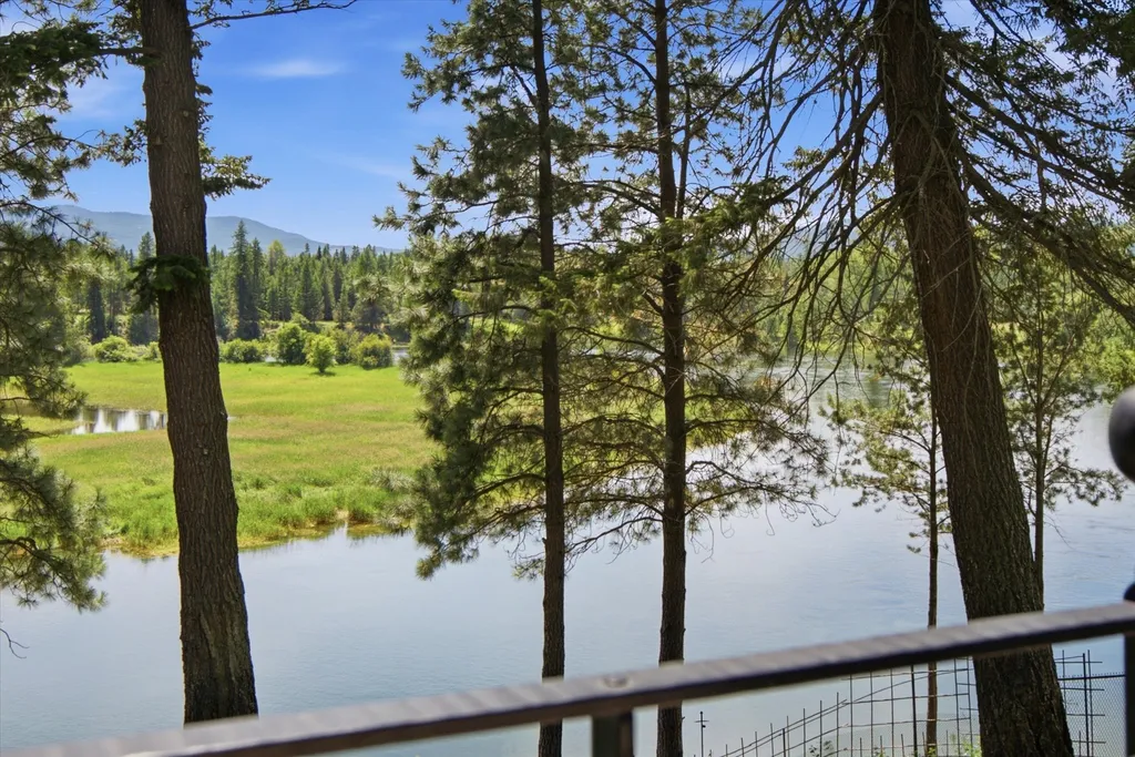 965 Eastman Drive Bigfork MT 59911