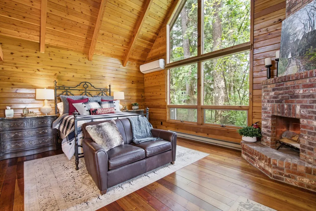 965 Eastman Drive Bigfork MT 59911