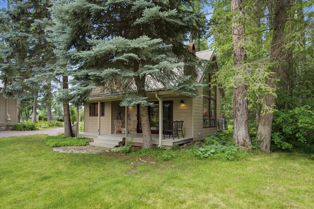 965 Eastman Drive Bigfork MT 59911