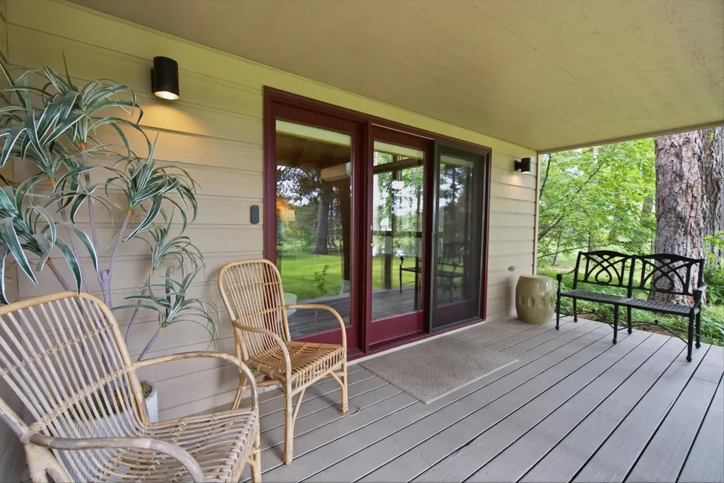965 Eastman Drive Bigfork MT 59911