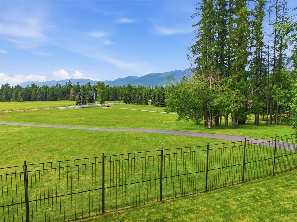 965 Eastman Drive Bigfork MT 59911
