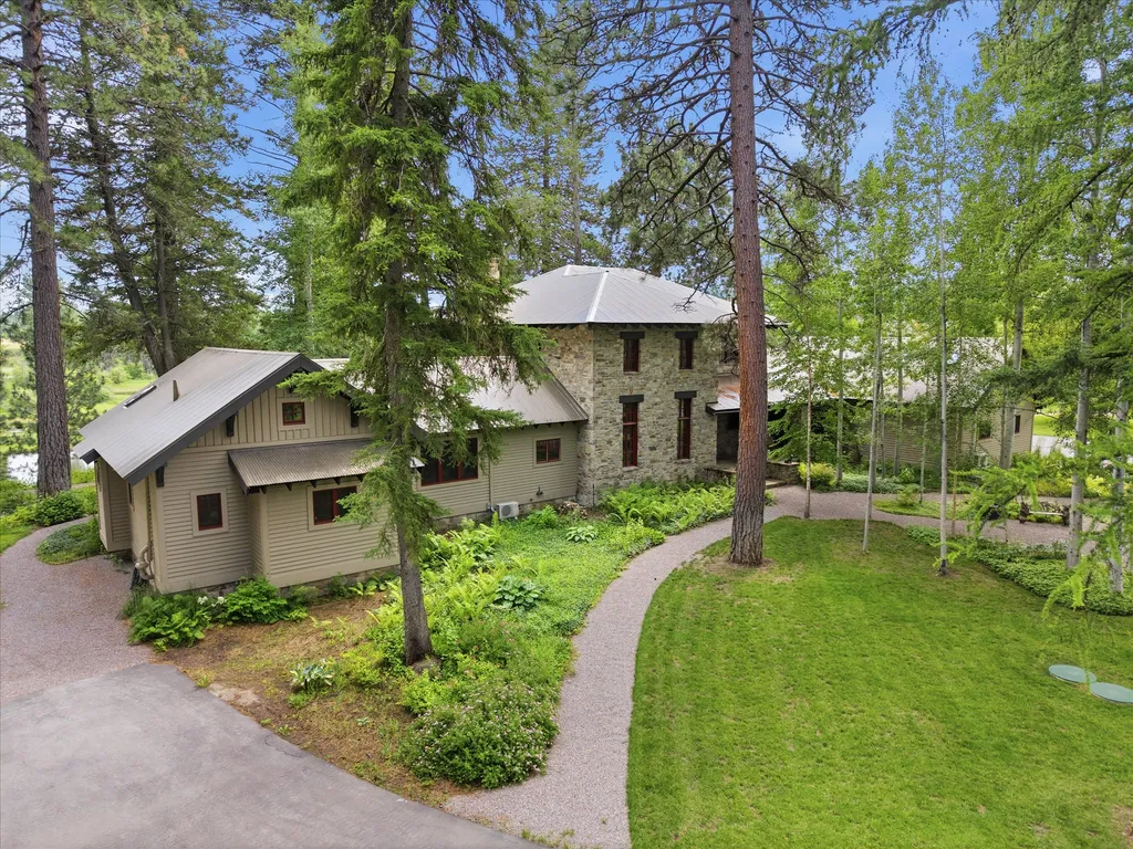 965 Eastman Drive Bigfork MT 59911