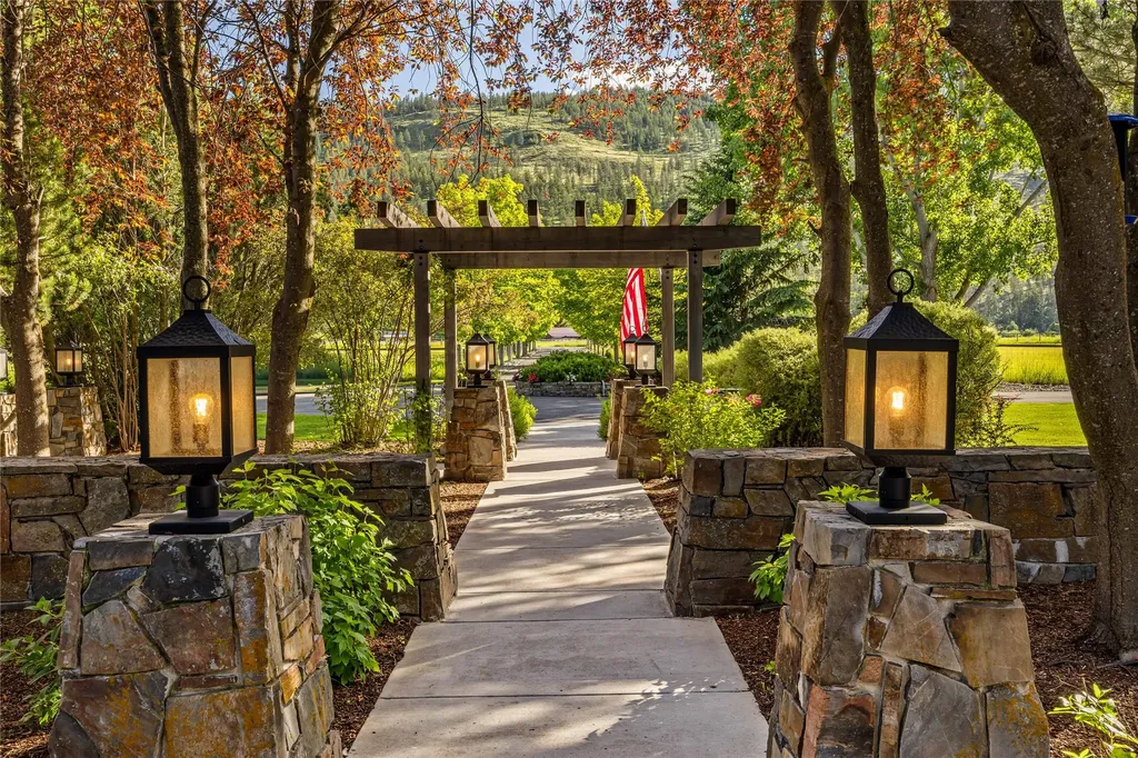 1200 Valley Wind Lane Missoula MT 59804