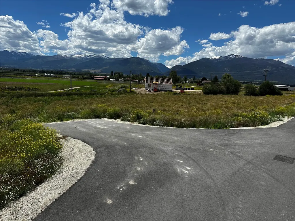 2817 Tikka Lane Stevensville MT 59870