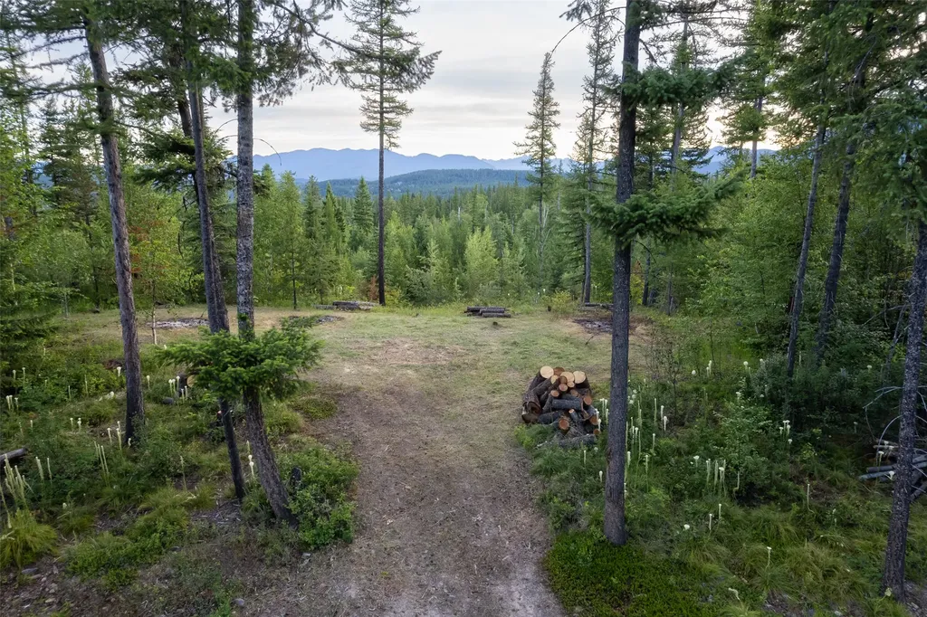 Nhn Glacier Hills Drive W Martin City MT 59926
